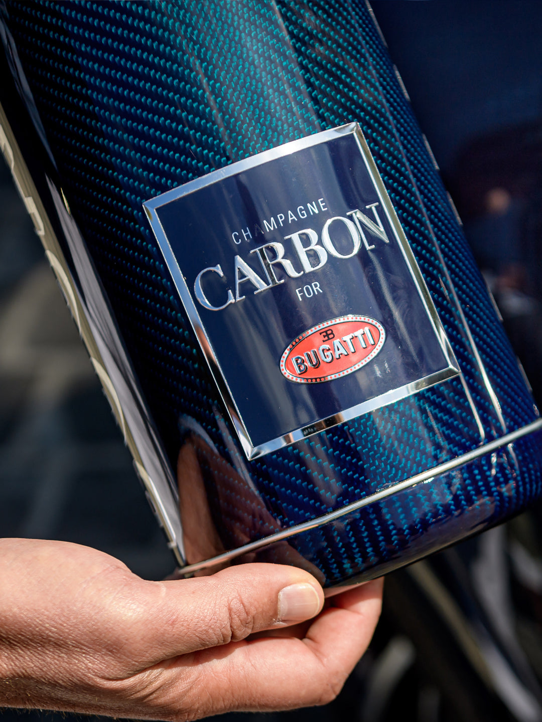 Champagne CARBON Bugatti ƎB.01 | Vintage 2002