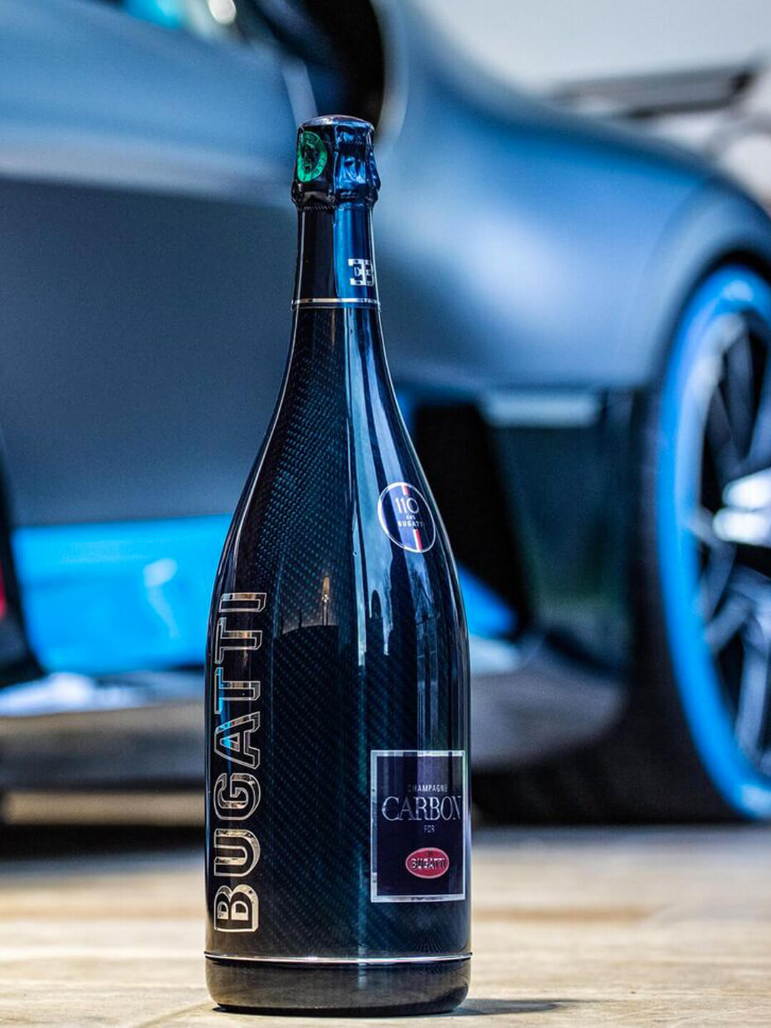 Champagne CARBON Bugatti ƎB.01 | Vintage 2002